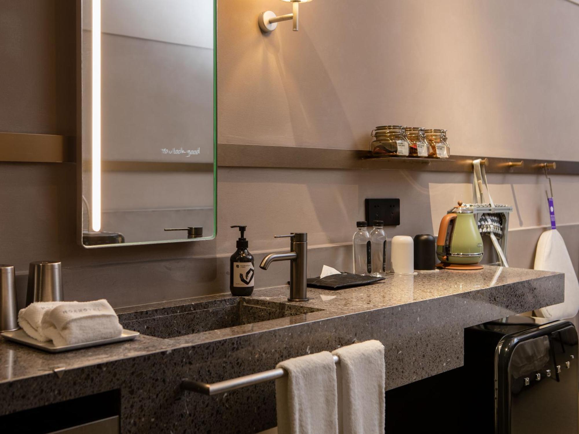 Noa Hotel Shenzhen Luohu 外观 照片